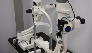 opticians eye test equipment